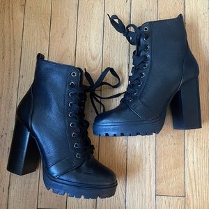 Steve Madden Laurie booties